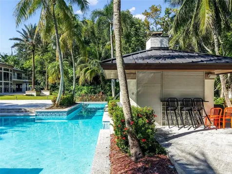 10395 SW 67th Avenue Pinecrest FL 33156