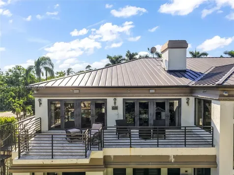10395 SW 67th Avenue Pinecrest FL 33156