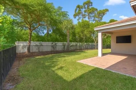 7464 Estero Drive Lake Worth FL 33463