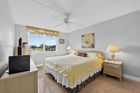 8900 Washington Boulevard Pembroke Pines FL 33025