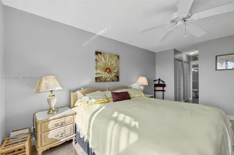 8900 Washington Boulevard Pembroke Pines FL 33025