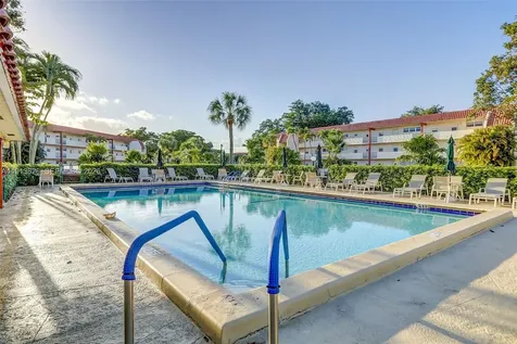 8900 Washington Boulevard Pembroke Pines FL 33025