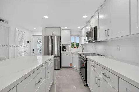 8900 Washington Boulevard Pembroke Pines FL 33025