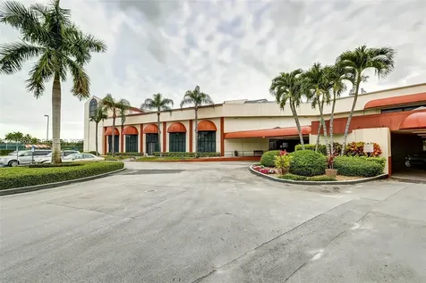 8900 Washington Boulevard Pembroke Pines FL 33025