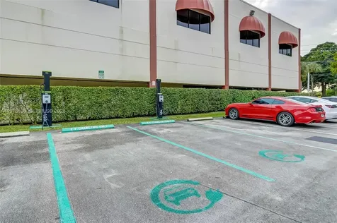 8900 Washington Boulevard Pembroke Pines FL 33025