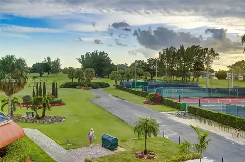 8900 Washington Boulevard Pembroke Pines FL 33025