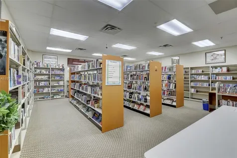 8900 Washington Boulevard Pembroke Pines FL 33025
