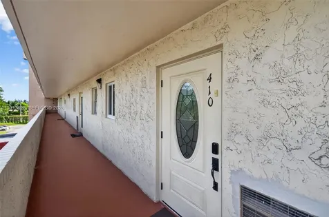 8900 Washington Boulevard Pembroke Pines FL 33025