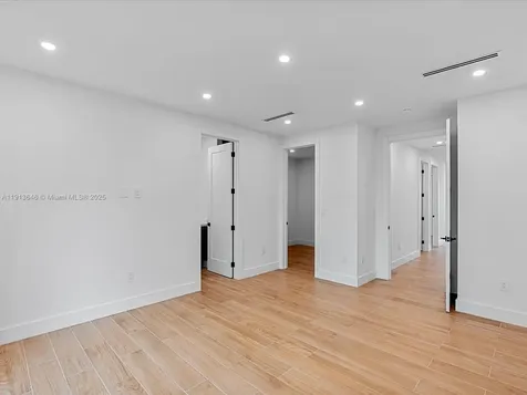 3616 Thomas Avenue Miami FL 33133