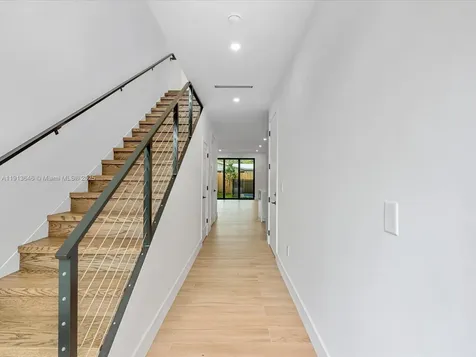 3616 Thomas Avenue Miami FL 33133