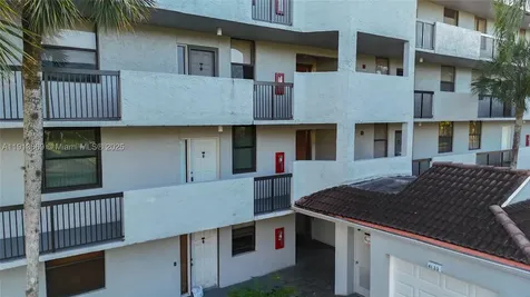 4133 Carambola Circle S Coconut Creek FL 33066