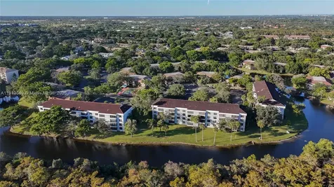 4133 S Carambola Circle S Coconut Creek FL 33066