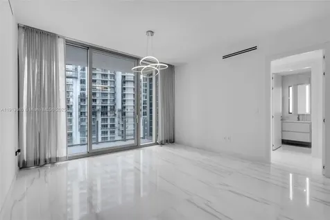 300 Biscayne Boulevard Way Miami FL 33131