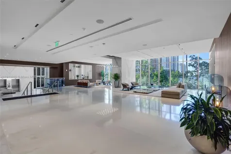 300 Biscayne Boulevard Way Miami FL 33131
