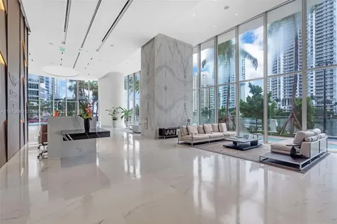 300 Biscayne Boulevard Way Miami FL 33131