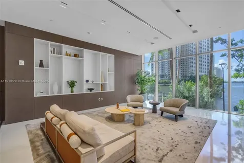 300 Biscayne Boulevard Way Miami FL 33131