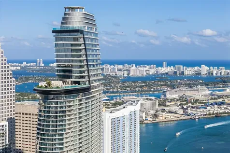 300 Biscayne Boulevard Way Miami FL 33131
