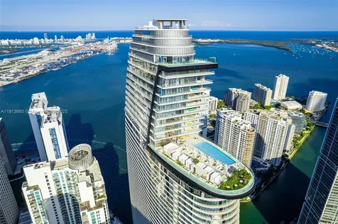 300 Biscayne Boulevard Way Miami FL 33131
