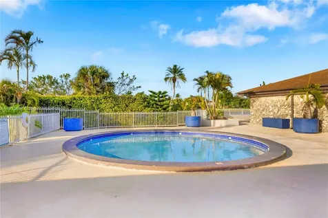 6949 SW 109th Place Miami FL 33173