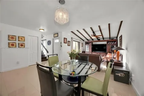 6949 SW 109th Place Miami FL 33173