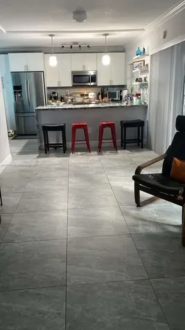 10454 NW 5th Terrace Miami FL 33172