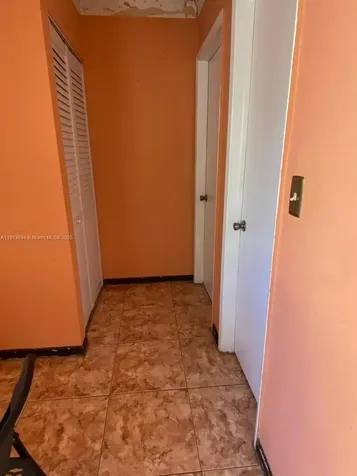 10454 NW 5th Terrace Miami FL 33172