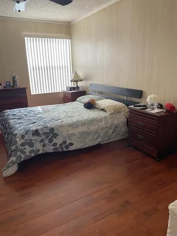 10454 NW 5th Terrace Miami FL 33172