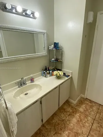 10454 NW 5th Terrace Miami FL 33172