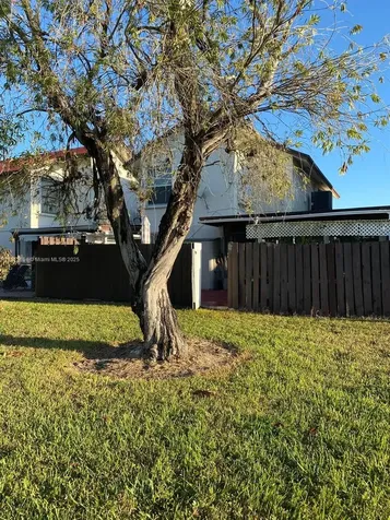 10454 NW 5th Terrace Miami FL 33172