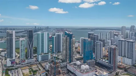 851 NE 1st Avenue Miami FL 33132