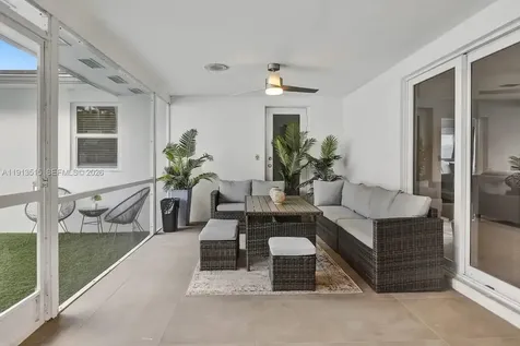 1241 Hollywood Boulevard Hollywood FL 33019