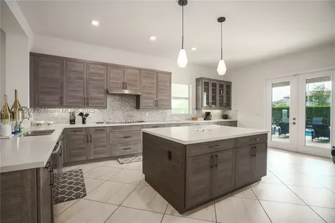 11 NW 122nd Avenue Miami FL 33182