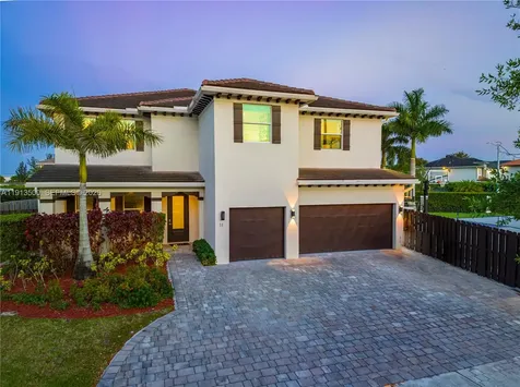 11 NW 122nd Avenue Miami FL 33182