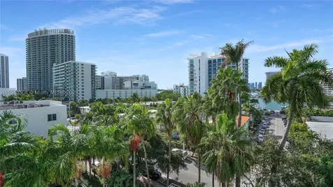 1621 Bay Road Miami Beach FL 33139