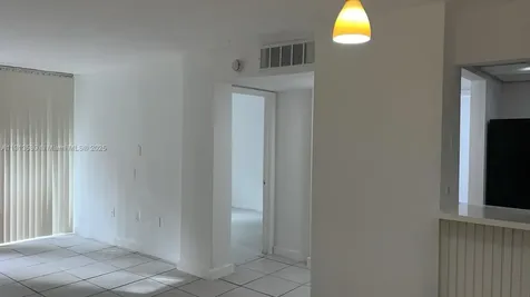 8860 Fontainebleau Boulevard Miami FL 33172