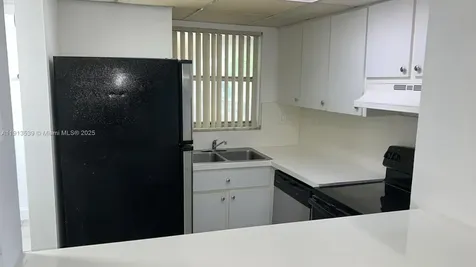 8860 Fontainebleau Boulevard Miami FL 33172