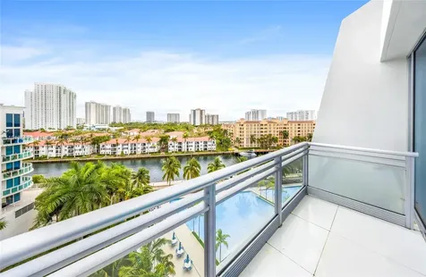 Aventura FL 33180