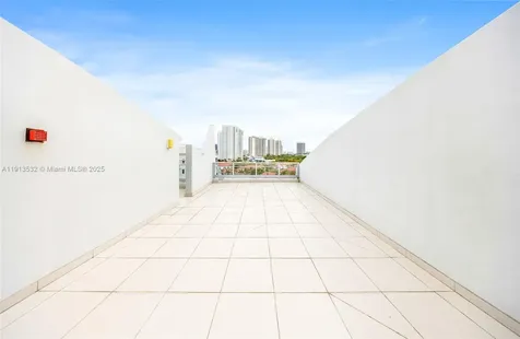 Aventura FL 33180
