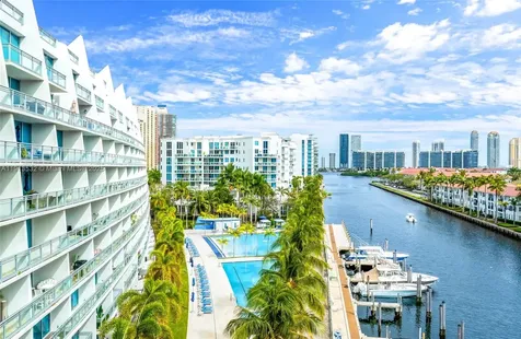 Aventura FL 33180