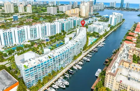Aventura FL 33180