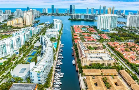Aventura FL 33180