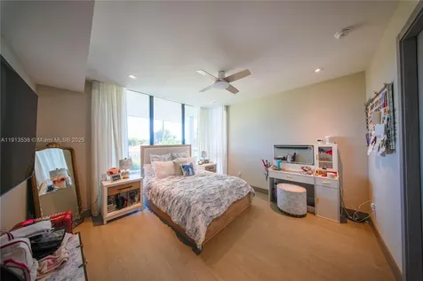 7520 W Treasure Drive North Bay Village FL 33141