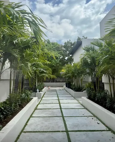 7535 NE 2nd Court Miami FL 33138