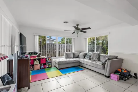 2221 NE 61st Court Fort Lauderdale FL 33308