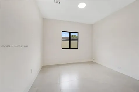 4309 E 8th Court Hialeah FL 33013