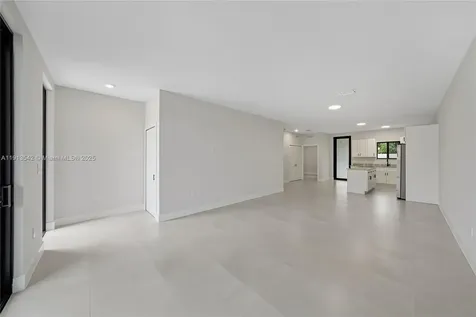 4309 E 8th Court Hialeah FL 33013