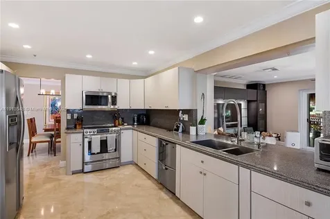 21280 NE 23rd Avenue Miami FL 33180