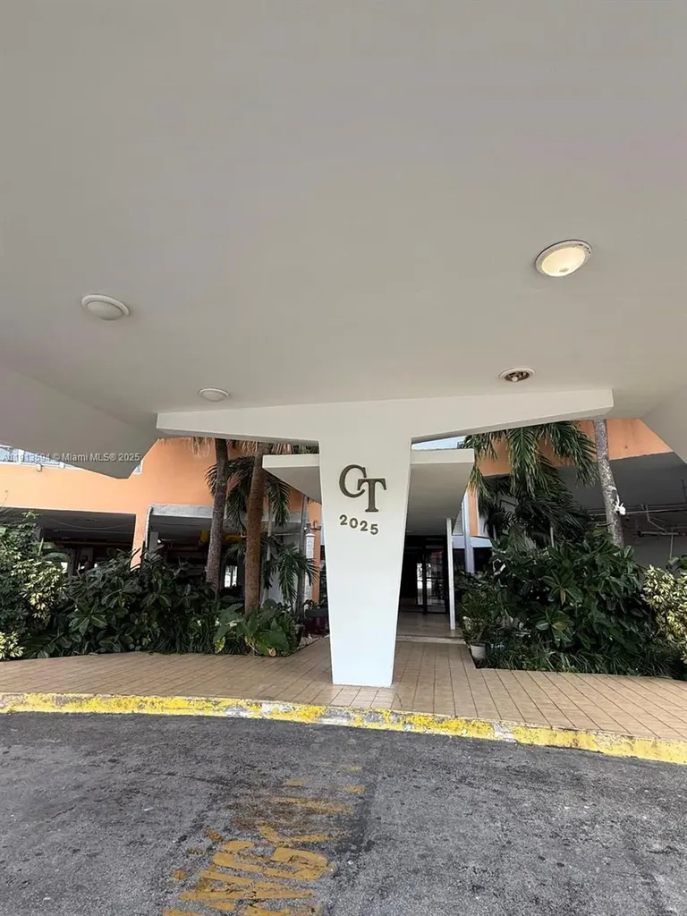 2025 NE 164th Street North Miami Beach FL 33162