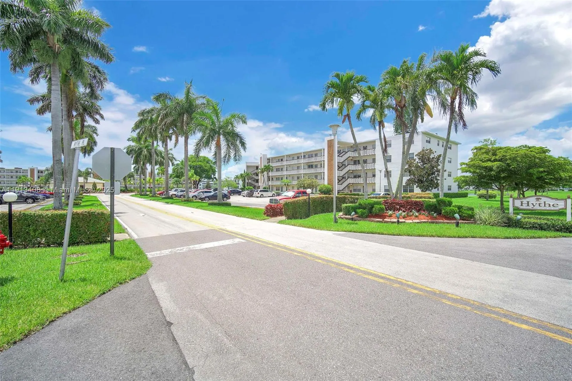 2048 Hythe C Boca Raton FL 33434
