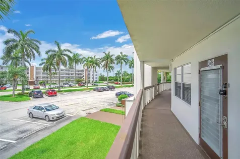 2048 Hythe C Boca Raton FL 33434